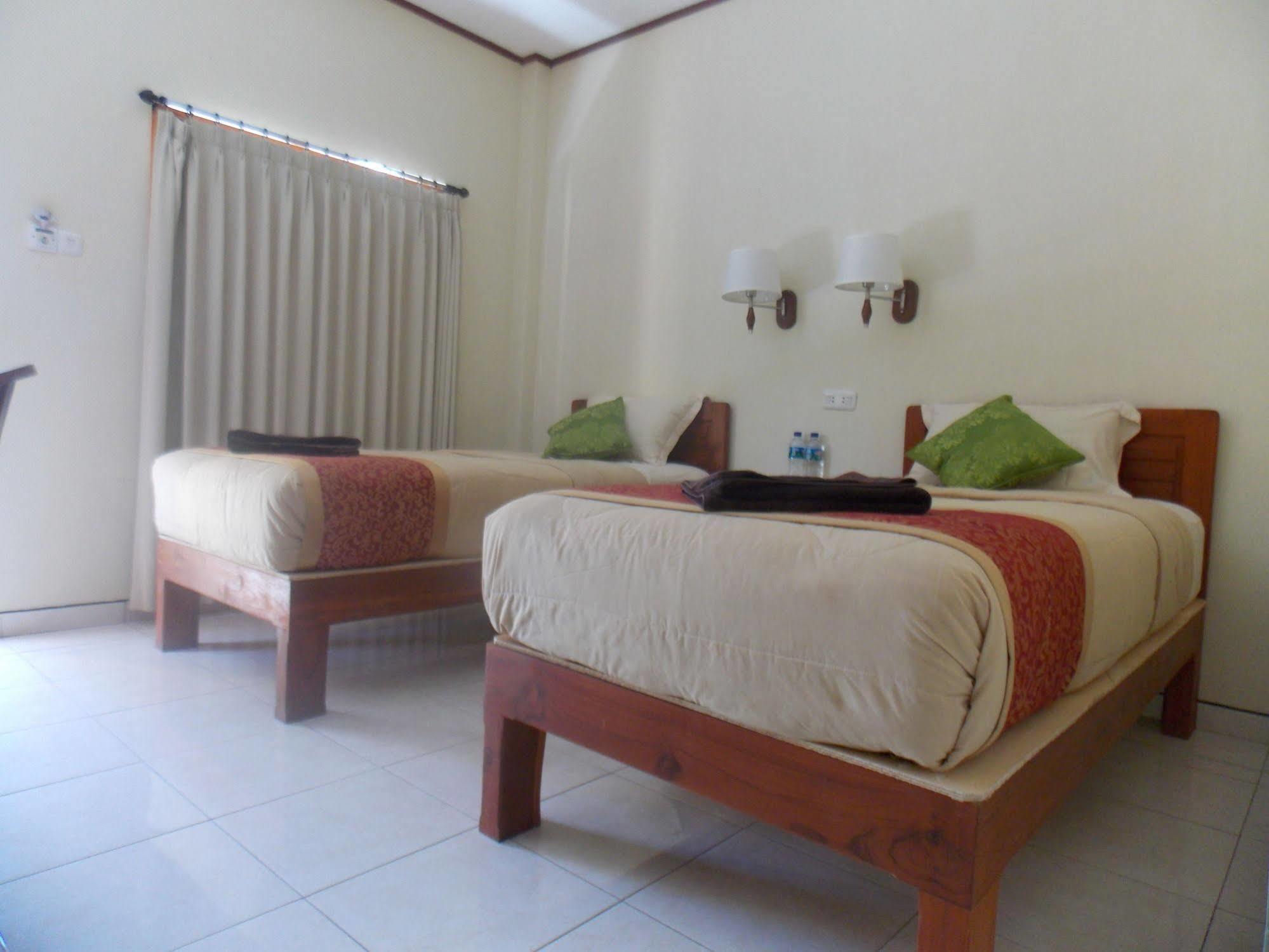 Komodo Lodge Labuan Bajo Exterior foto