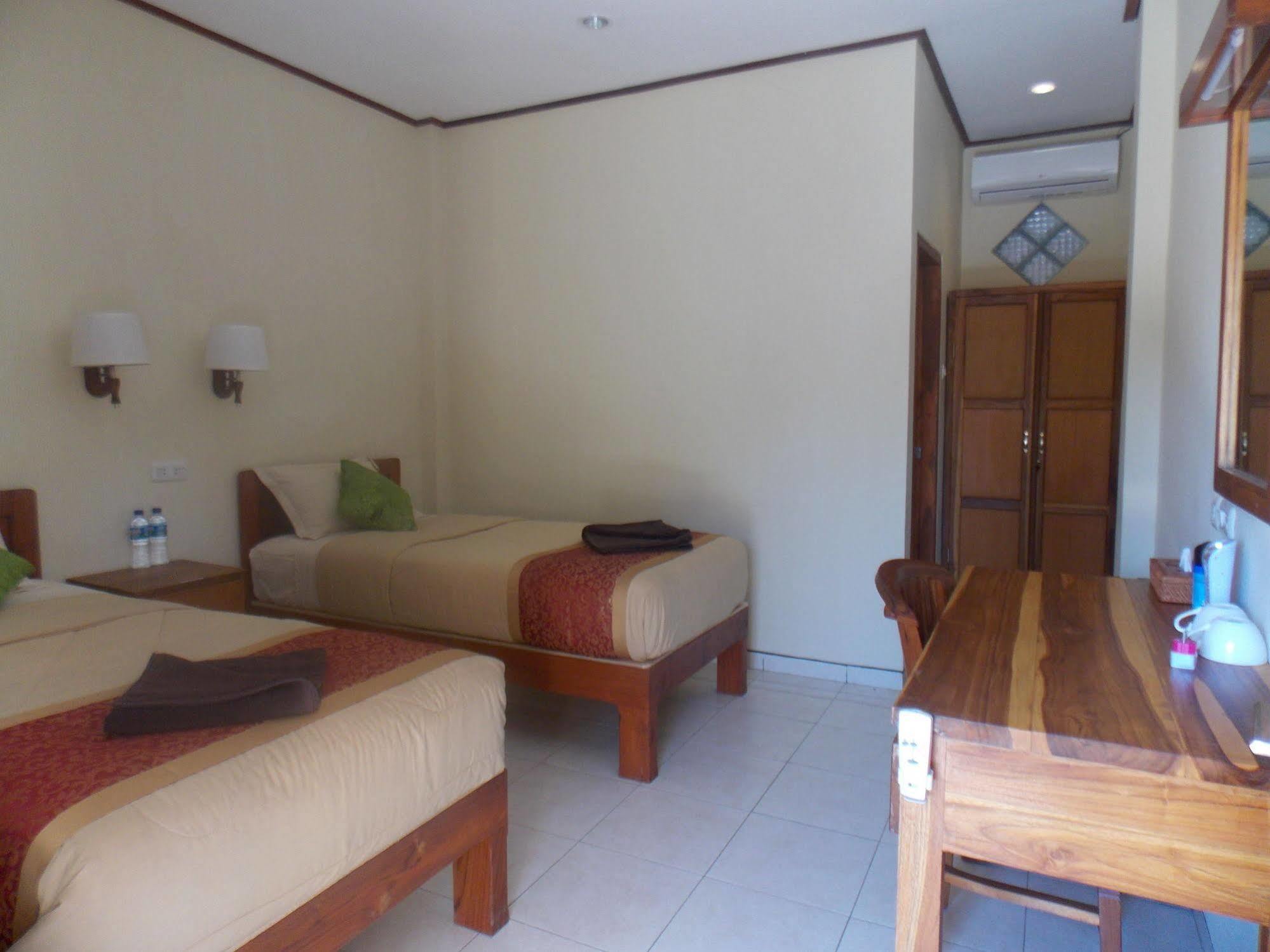 Komodo Lodge Labuan Bajo Exterior foto